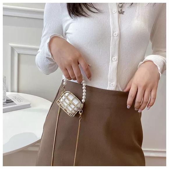 Rhinestone and pearl Metal cage airpod case micro mini purse - Picture 6 of 13